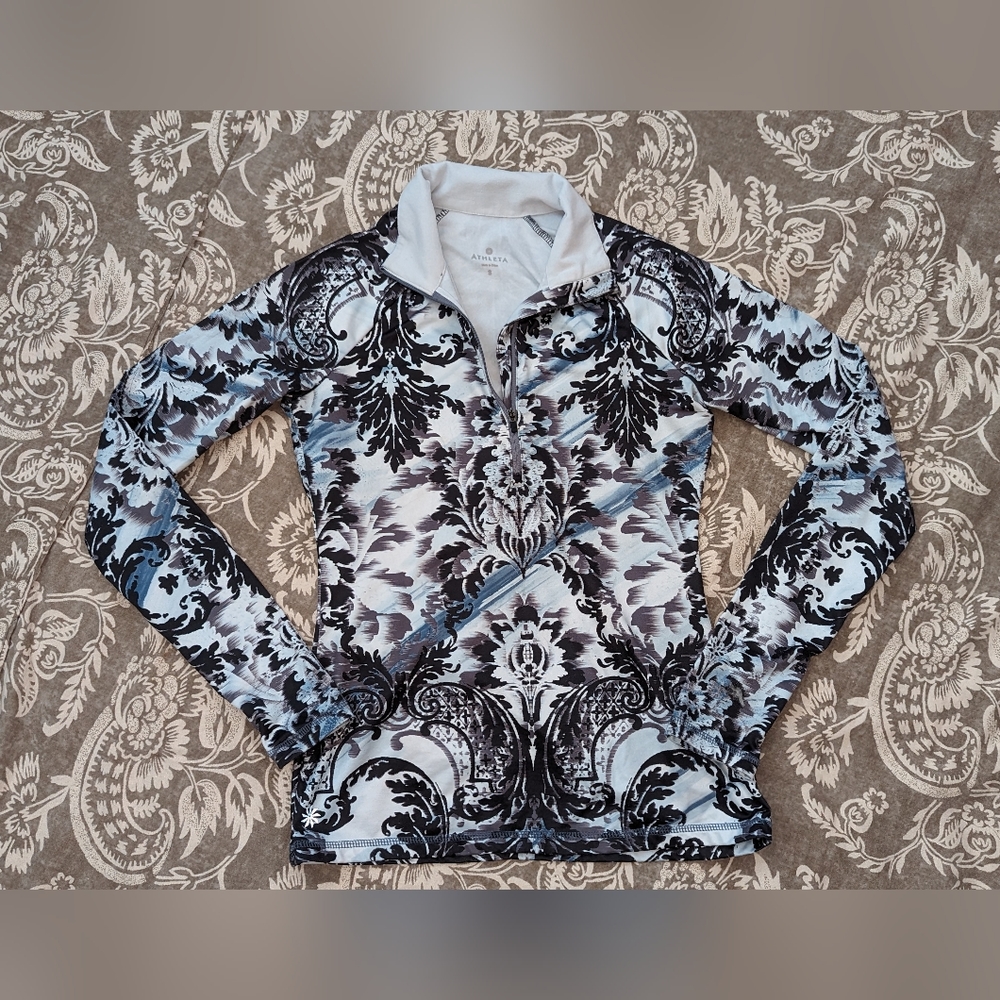 Athleta 1/4 Zip Pullover Size Small Adjustable Neckline